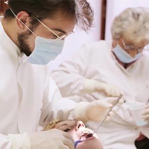 Emergency Dentist Gives You the Last Chance to Save Injured Tooth